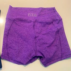 Fleo true high contour purple shorts